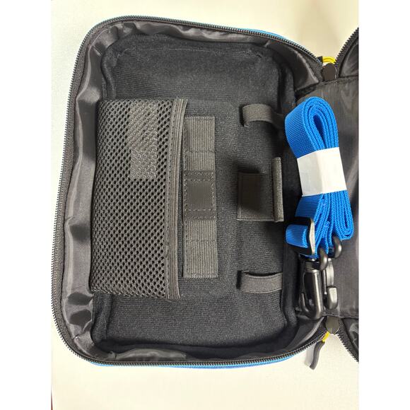 Nintendo Switch Super Mario Bros. Mario Soft Sided Protective Travel Case - Picture 4 of 5